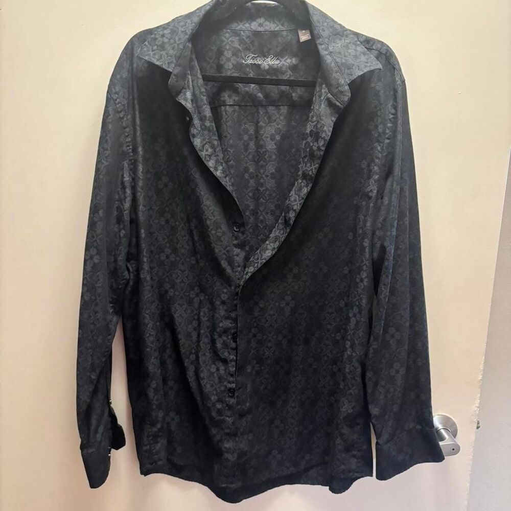 Tasso-elba Men's Black and Grey Shirt